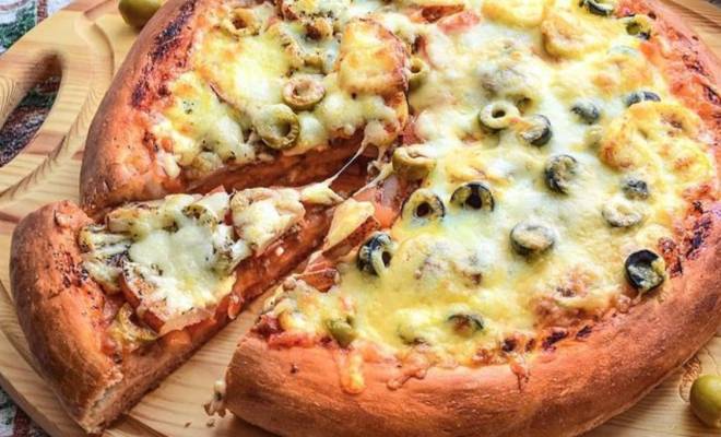 Как приготовить рецепт Простая пицца в домашних условиях