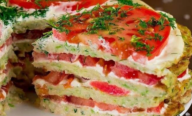 Закусочный торт из кабачков с помидорами, чесноком и сыром рецепт