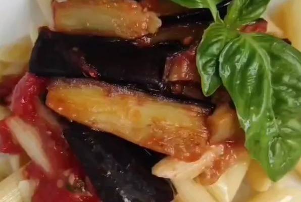 Паста с баклажанами и помидорами по итальянски рецепт
