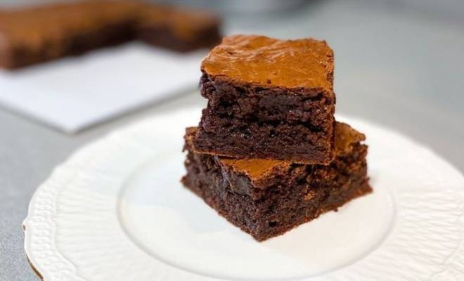 Домашний Брауни с шоколадом и сливочным маслом рецепт