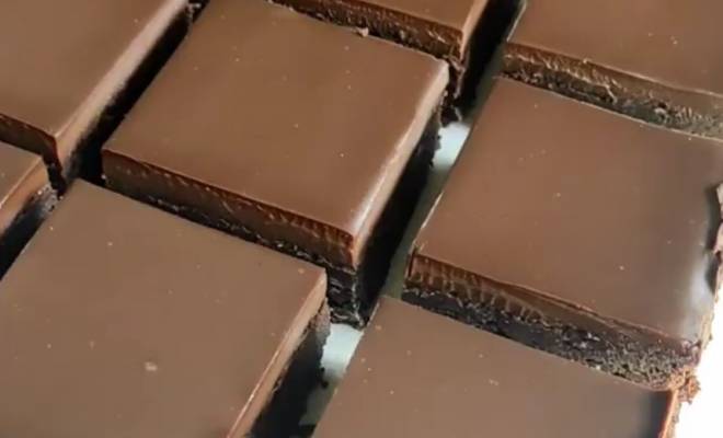 Американский десерт Брауни из шоколада и какао рецепт