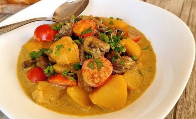 Телятина мясо с картошкой и грибами в сливочном соусе карри рецепт