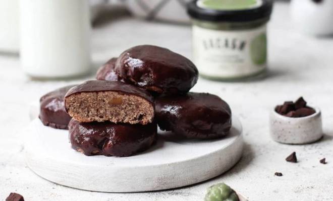 Шоколадное печенье с васаби и ганашом рецепт