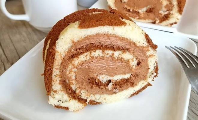 Бисквитный рулет с шоколадом рецепт
