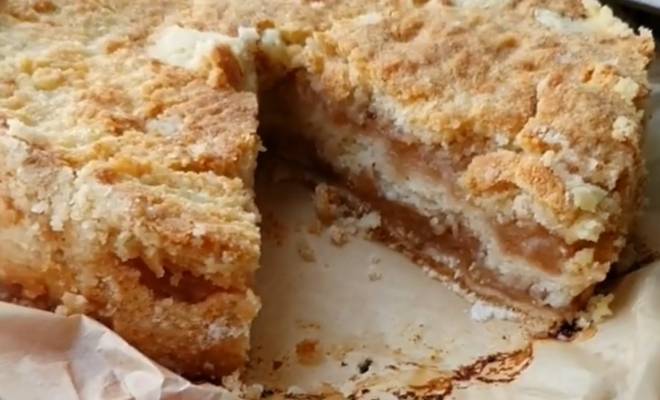Как приготовить сухой пирог с яблоками и манкой - рецепт с фото пошагово