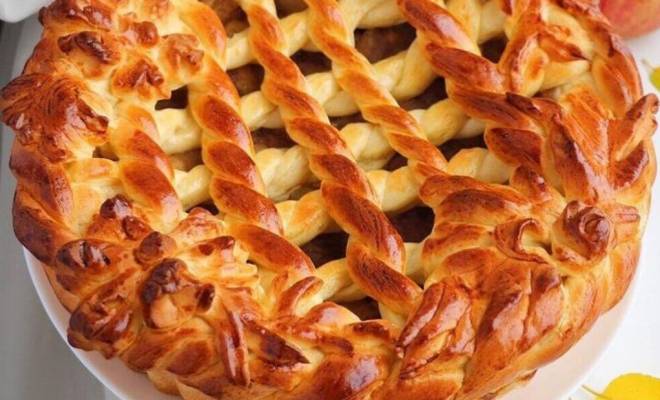 Вкусный домашний яблочный пирог (печем в духовке) – целых 4 рецепта