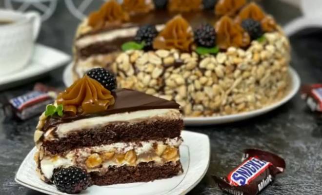 Торт «Сникерс» — 7 рецептов с фото