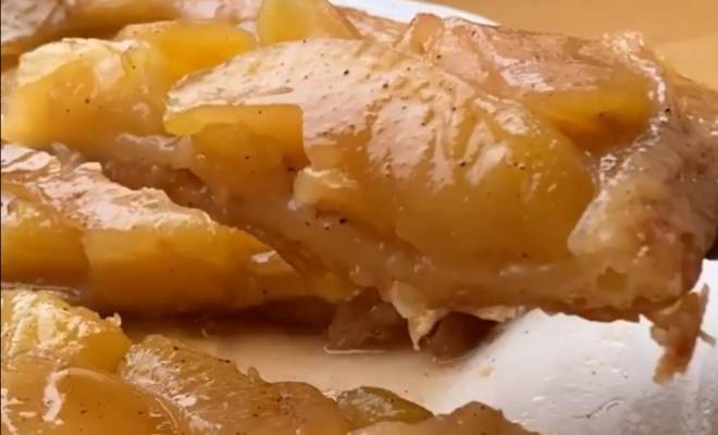 Французский пирог Тарт Татен с яблоками из слоёного теста рецепт