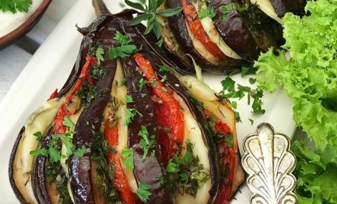 Пошаговый рецепт баклажанов с помидорами