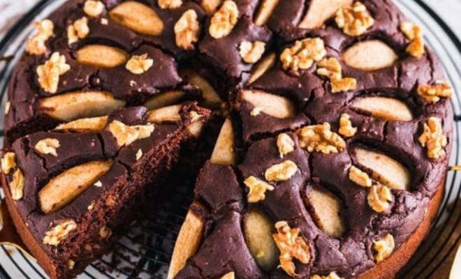 Шоколадный пирог с грушами и грецкими орехами простой рецепт пошаговый