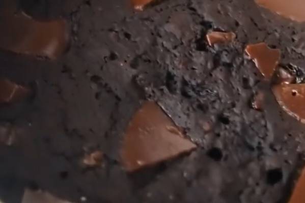 Шоколадный брауни в микроволновке в кружке за 5 минут рецепт
