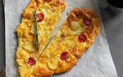 Творожная пицца с сыром домашняя