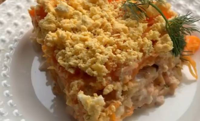 Салат мимоза с рыбой горбушей и сыром рецепт