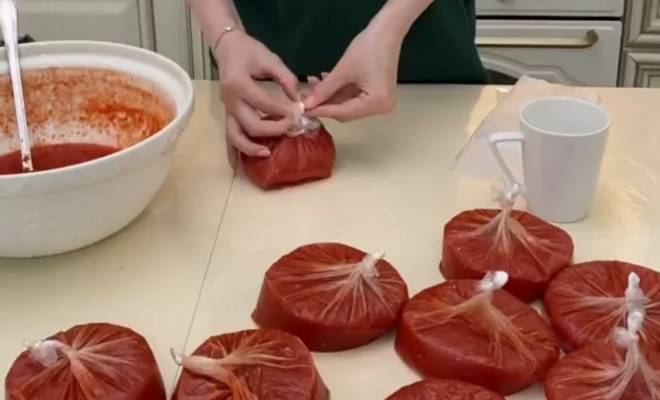 Заготовка из помидор и перца в морозилке на зиму рецепт