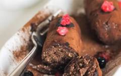 Шоколадное ПП пирожное картошка с творогом и какао