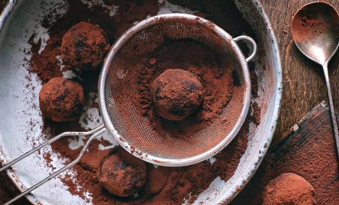 Конфеты шоколадные с черносливом и орехами рецепт