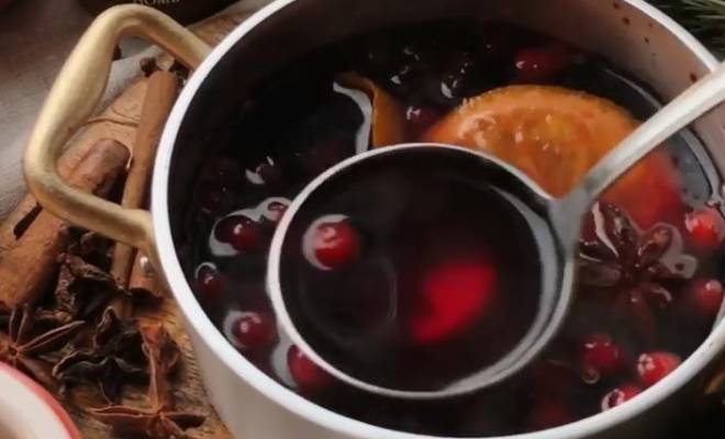 Безалкогольного глинтвейна на соке вишневом или виноградном рецепт