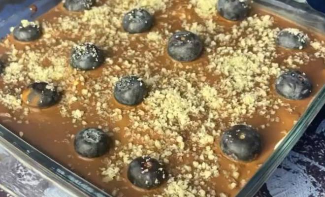 ПП-десерт Шоколадный Трайфл с голубикой и крем чизом рецепт