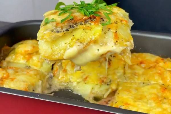 Гратен из картофеля с говядиной, грибами, сыром и сливками рецепт