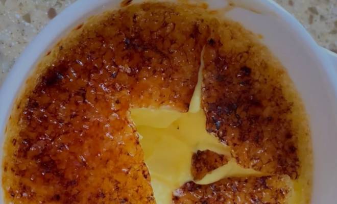 Крем-брюле десерт из заварного крема с  корочкой рецепт