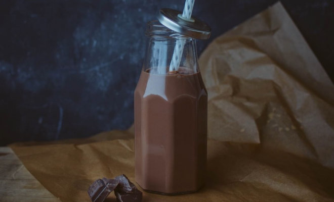 Шоколадное молоко с ромом