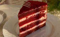 Торт Красный Бархат с кремом чиз