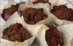 Шоколадные маффины с какао в духовке домашние