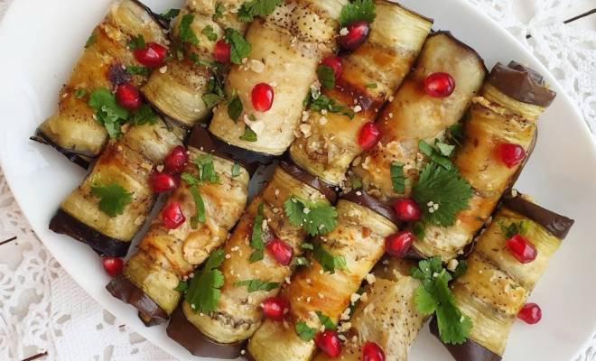 Рецепт рулетиков из баклажанов с сыром и грецкими орехами