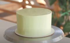 Крем для покрытия и выравнивания торта