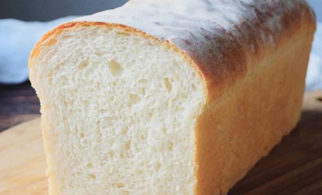 Домашний белый хлеб на дрожжах, молоке и воде рецепт