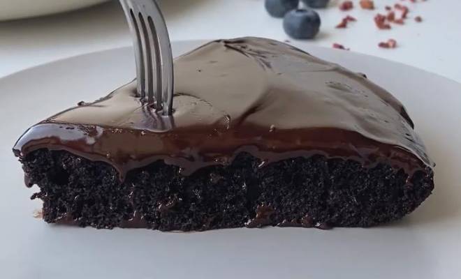 Шоколадный торт на сковороде за 30 минут тает во рту рецепт