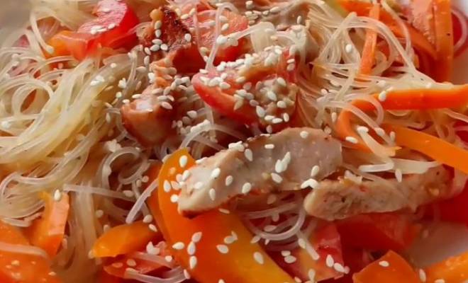 Паста Фунчоза с мясом и овощами в соевом соусе рецепт