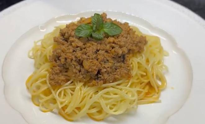 Спагетти с фаршем на сковороде рецепт