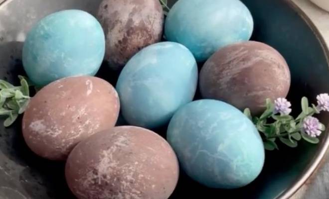 Как окрасить яйца на пасху натуральными красителями рецепт