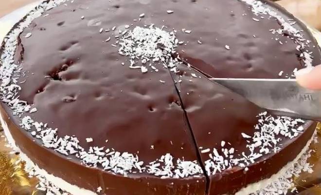 Шоколадный торт Баунти с кокосовой стружкой рецепт