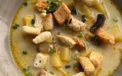 Сырный куриный суп с шампиньонами