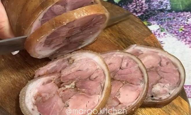 Рулет из свиной рульки «Домашняя колбаса» – пошаговый рецепт приготовления с фото