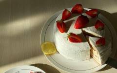 Клубничный торт пп с кремом из рикотты