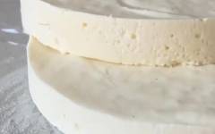 Муссовая прослойка для бисквитного торта на белом шоколаде