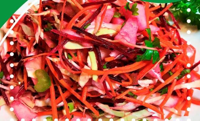 Овощной салат с капустой, свеклой, морковью и сельдереем рецепт