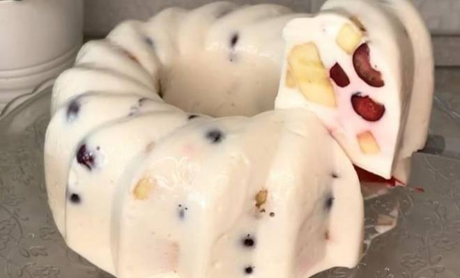 Рецепт сметанно-желейного торта с фруктами «Фестиваль» без выпечки