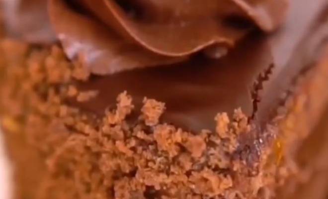 Шоколадный торт Прага с абрикосовым джемом и сгущенкой рецепт