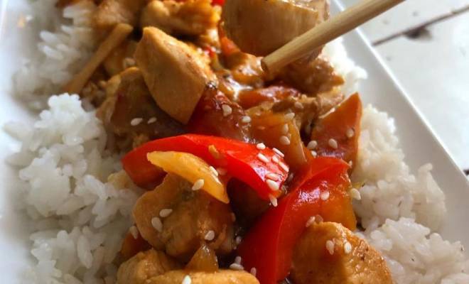 Курица в кисло сладком соусе по китайски на сковороде с рисом рецепт