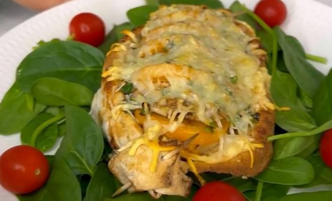 Куриные грудки лодочки с грибами и овощами в духовке рецепт