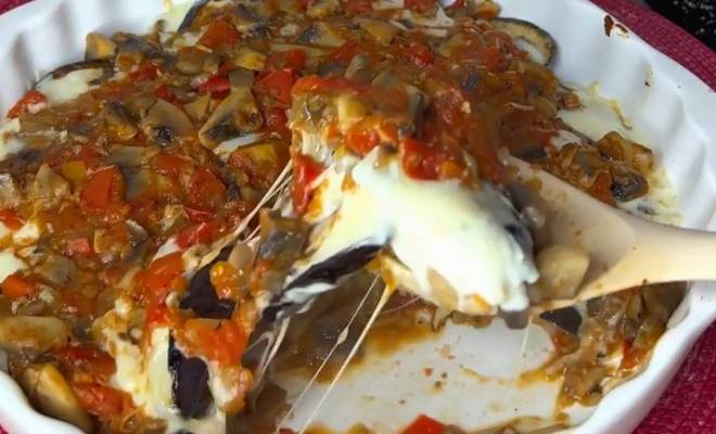 Итальянское Пармиджано с баклажанами, сыром, грибами и помидорами рецепт