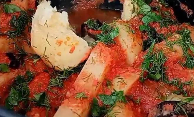 Картофель с баклажанами, перцем и помидорами в мультиварке рецепт