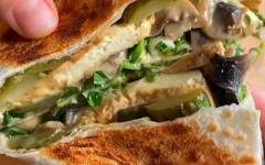 Сэндвич бутерброд из лаваша на сковороде