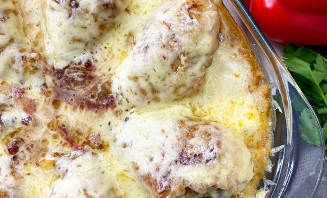 Курица в сливках с картошкой, грибами, сыром и помидорами в духовке рецепт