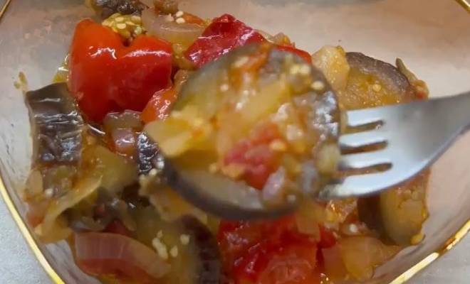 Салат десятка из баклажанов, перца и помидоров на зиму в банках рецепт