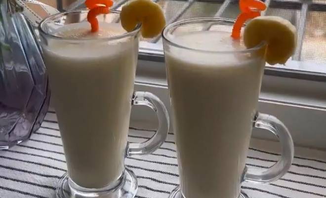 Молочный коктейль Банан Мороженое Молоко рецепт